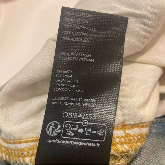 BDG Urban Outfitters Reagan  Denim Mini Skirt Frayed Hem Sz Small​ - Picture 13 of 14